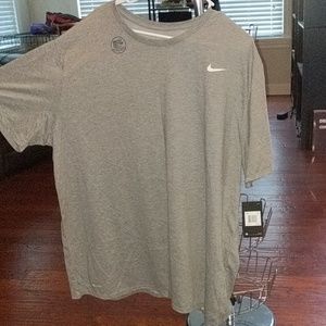 Nike dryfit T
